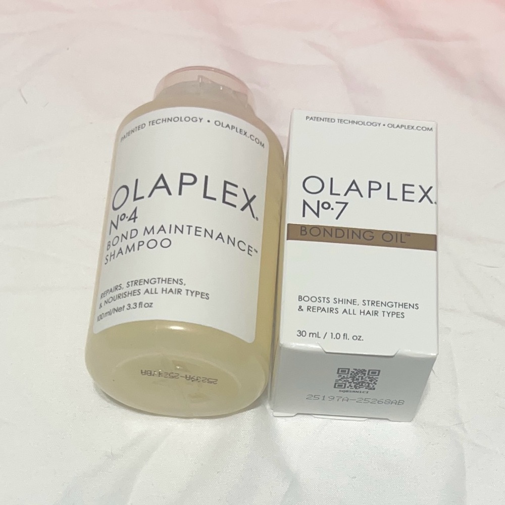OLAPLEX No.4 Bond Maintenance Shampoo and No.7 Bonding Oil Set - NEW✨